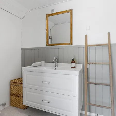 Bakketop بيت للعطل